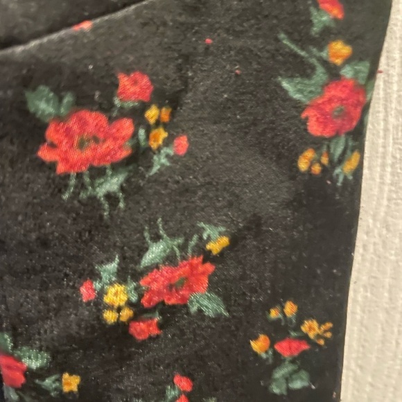 BP Black Floral Scallop Detail Women's Top - Picture 5 of 5